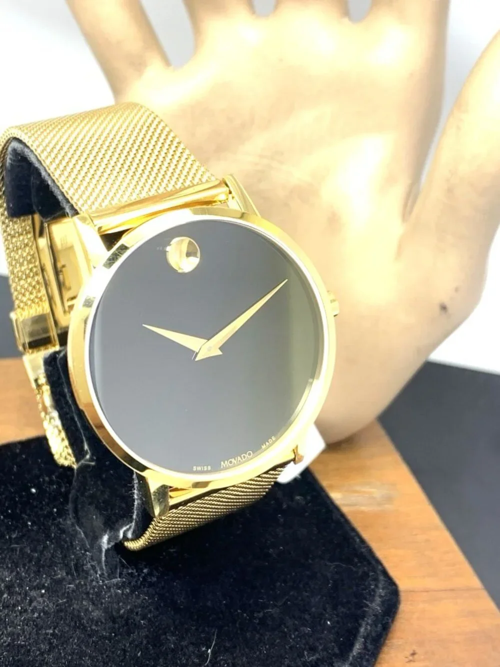 Movado Men's Watch 0607396 Museum Black Dial Swiss Quartz Gold Mesh Steel 40mm